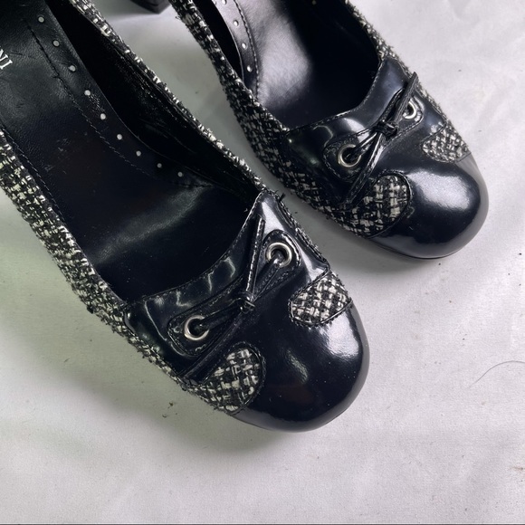 ENZO ANGIOLINI Patent Leather Tweed Heel Pumps - Picture 5 of 7